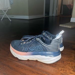 Hoka Bondi- Pink and Blue
